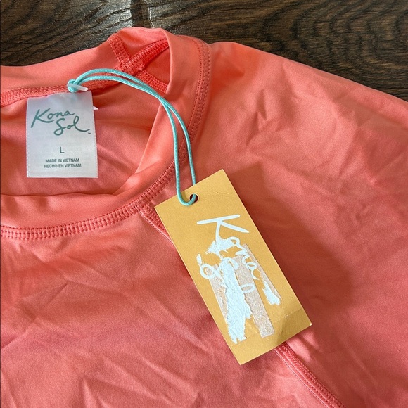 NWT Kona Sol Long Sleeve Rash Guard Coral Pink | Long Sleeve Swim Shirt - Picture 3 of 6